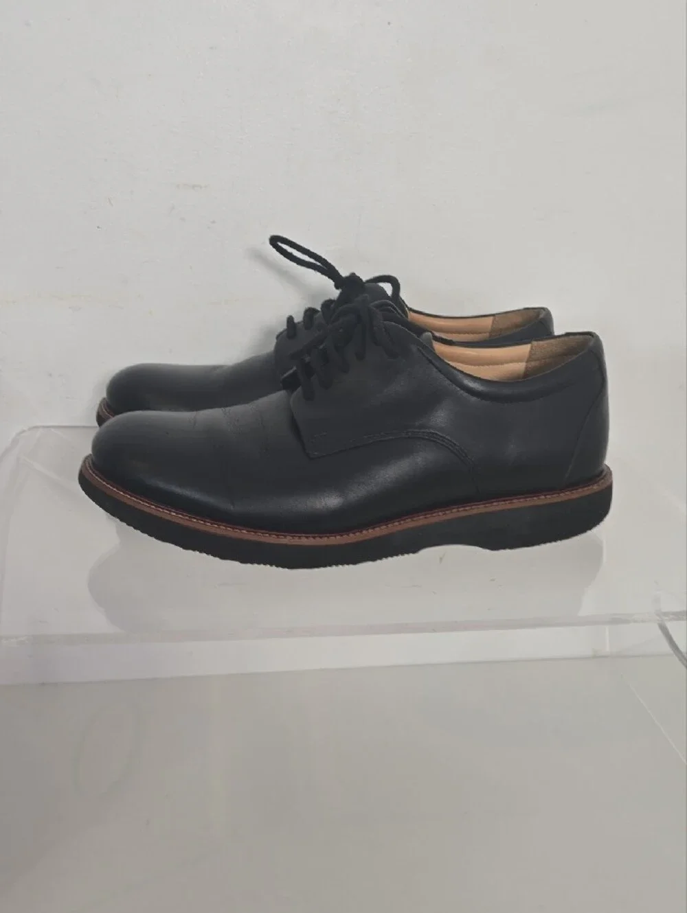 SAMUEL HUBBARD polished Black Derby Shoes with Contrast Welt